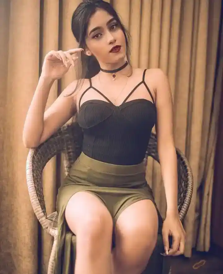 Gomti Nagar call girl